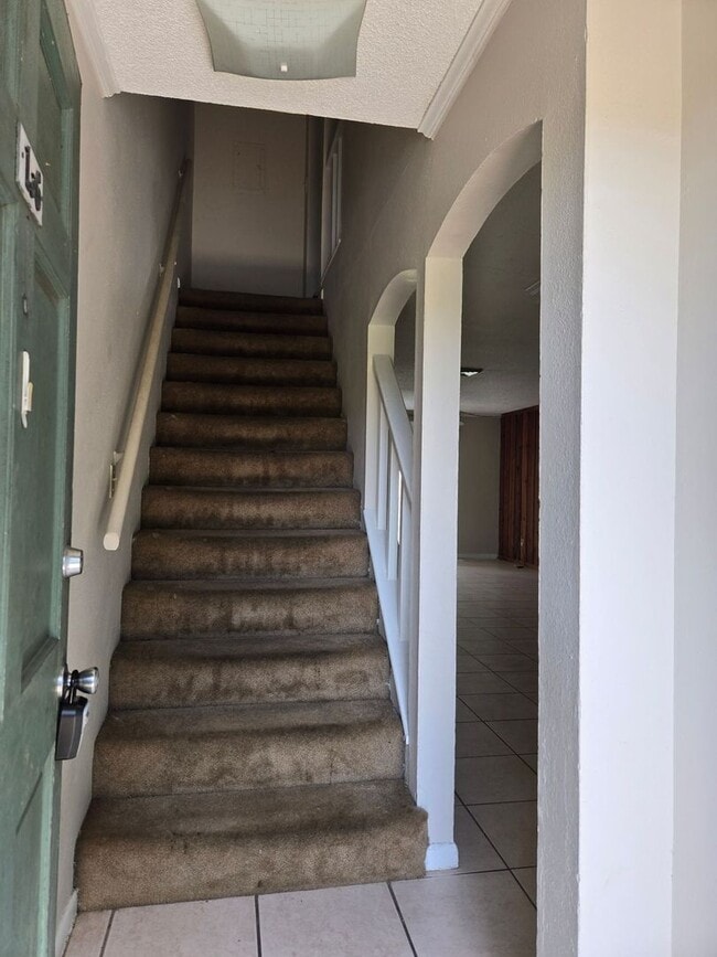 Foto del edificio - Palms West Condo-Oncu