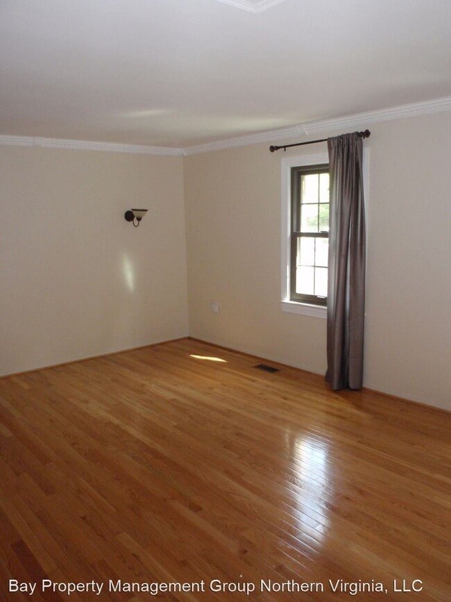 Building Photo - 3 br, 2.5 bath House - 5997 CLERKENWELL CT