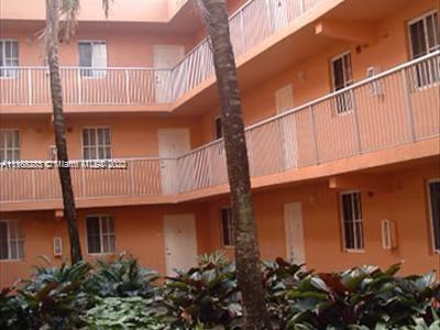 Foto del edificio - 6135 NW 186th St