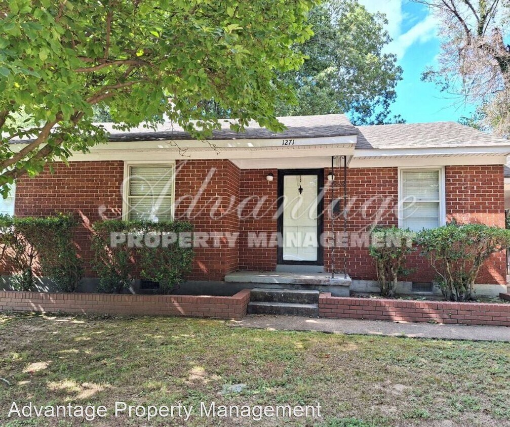 Primary Photo - 3 br, 1 bath House - 1271 Dogwood Dr