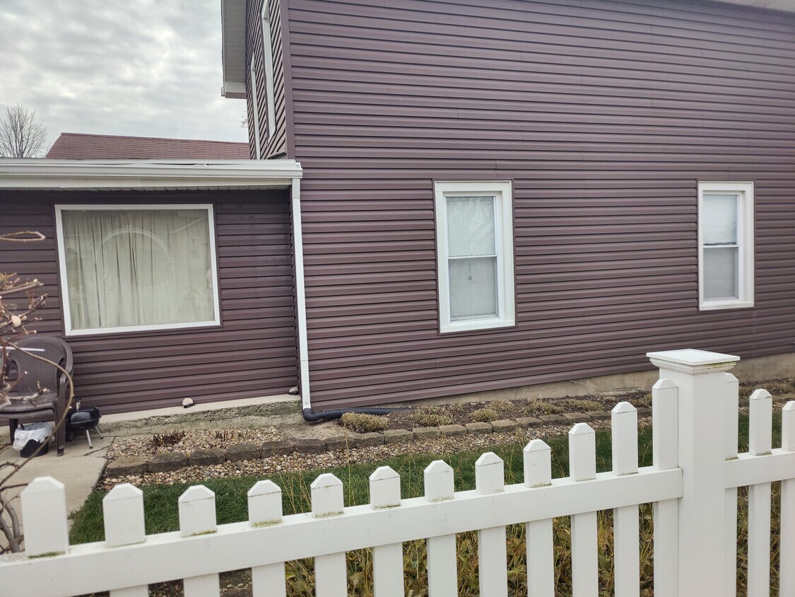 Foto del edificio - 1402 S State St