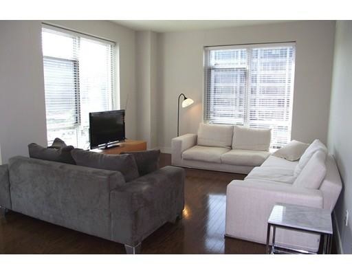Primary Photo - 700 Harrison Ave