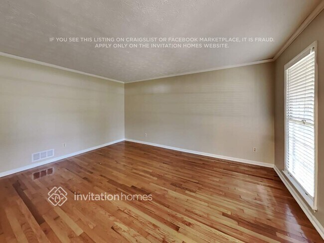 Foto del edificio - 1465 Lake Lucerne Rd SW