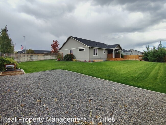 Building Photo - 3 br, 2 bath House - 6113 Kona Dr
