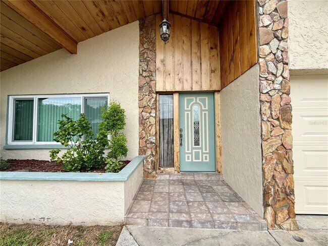 Foto del edificio - 7523 Blossom Ave