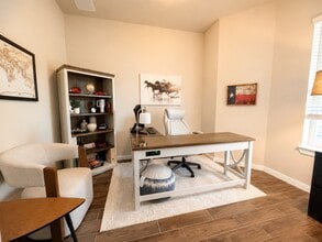 Building Photo - 7363 Lake Arrowhead Ln