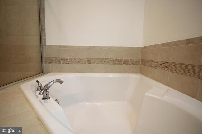 Building Photo - 2965 Chinkapin Oak Ln