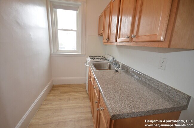 Building Photo - 1334 Commonwealth Ave