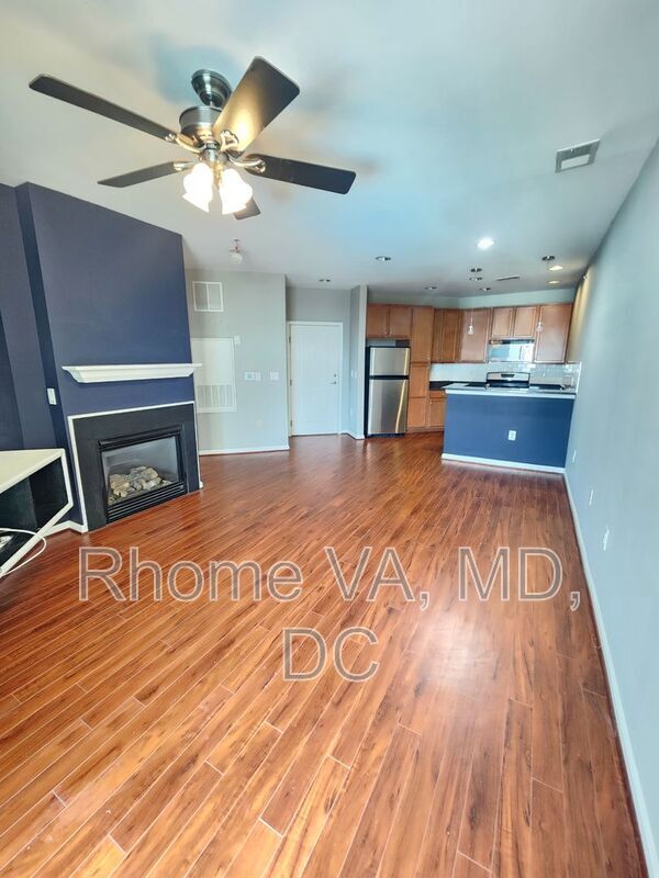 Foto del edificio - 2655 Prosperity Ave