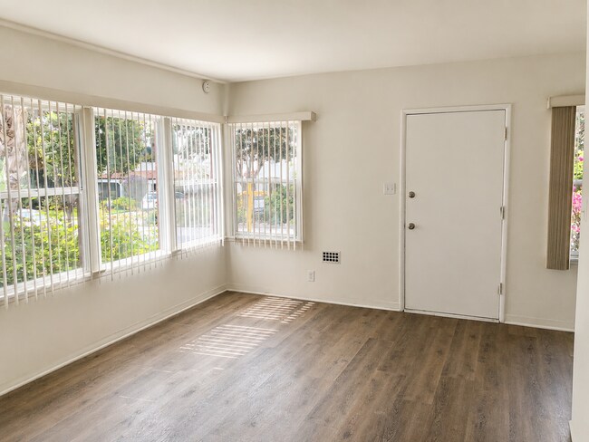 Foto del edificio - Ventura Duplex on Quiet Street