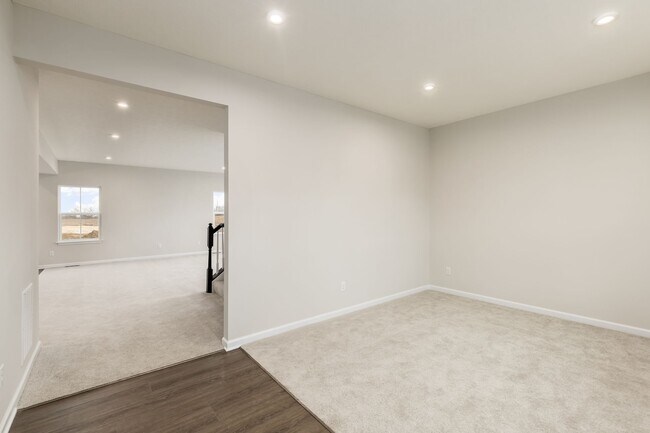 Foto del edificio - 303 Wyman Lk Dr