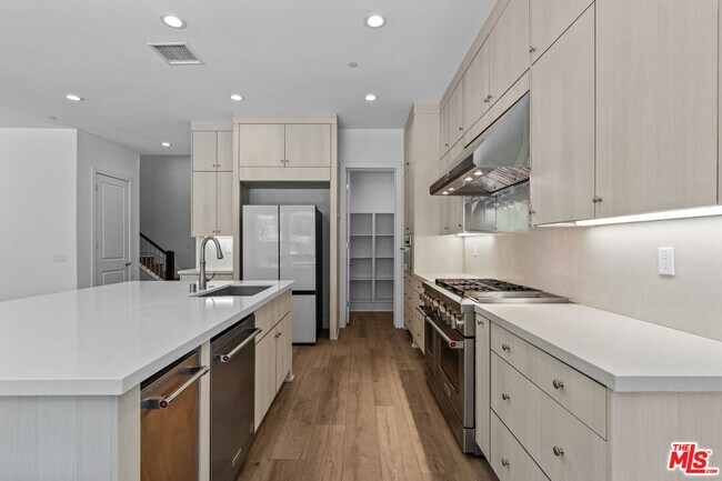 Foto del edificio - 20723 Deer Grass Ct