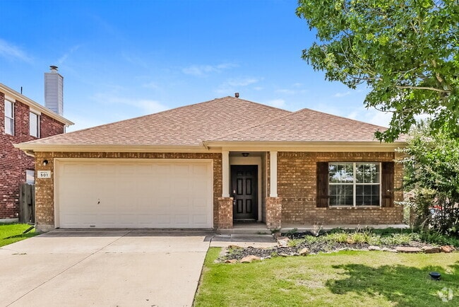 Building Photo - 501 Pinto Ln