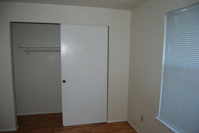 Building Photo - 13310 NE 74th St