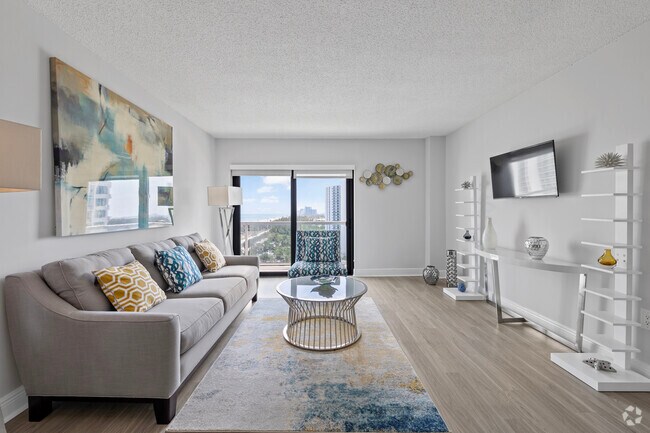 Interior Photo - Marina del Mar