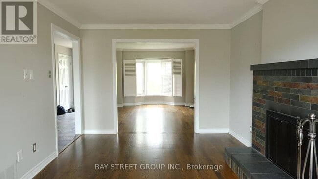 Building Photo - 9 Chadburn Crescent
