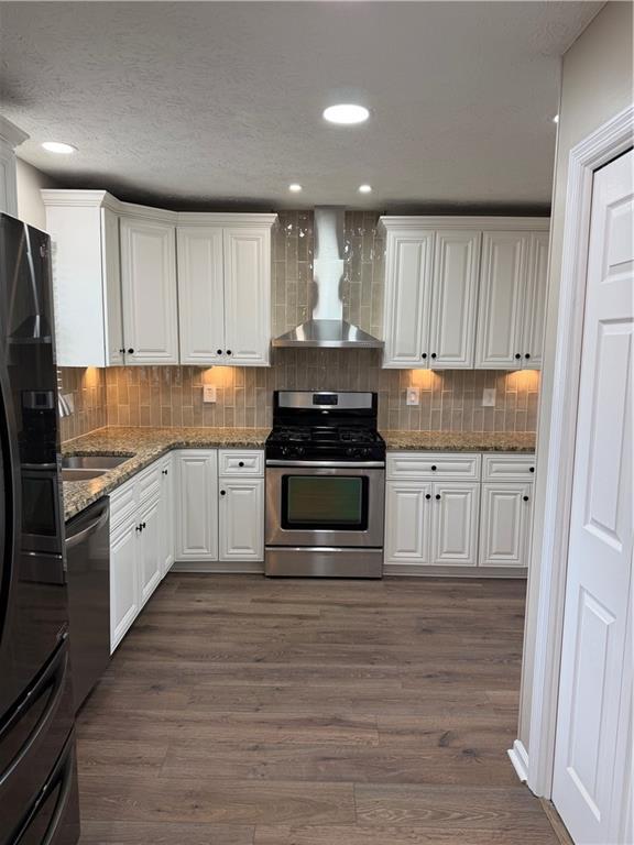 Building Photo - 2679 Foxglove Dr SW