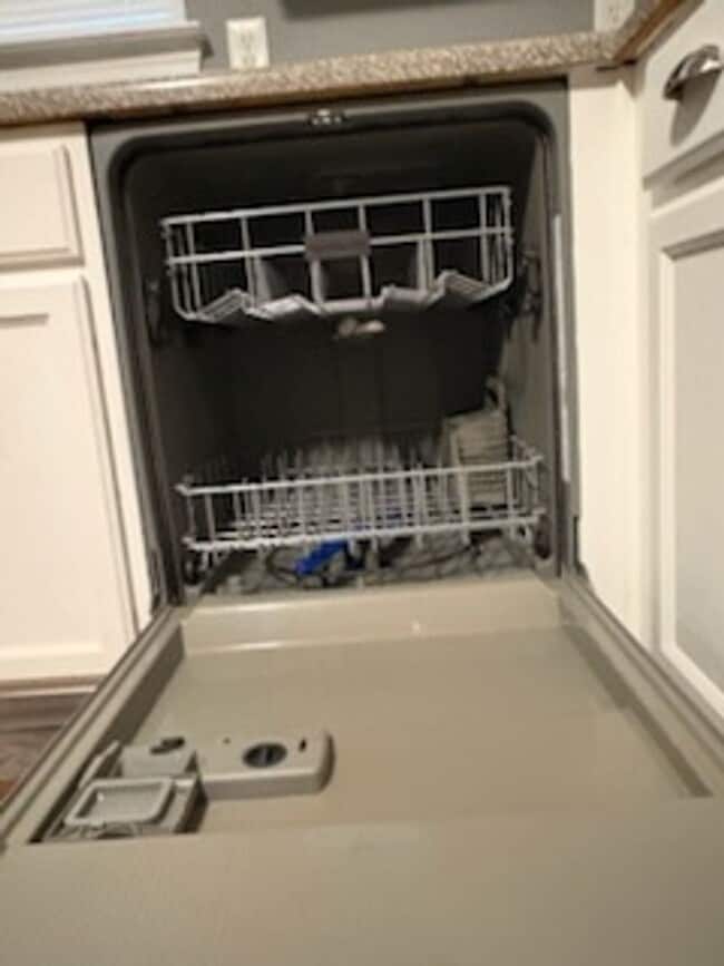 Building Photo - 6263 Shell Dr SW