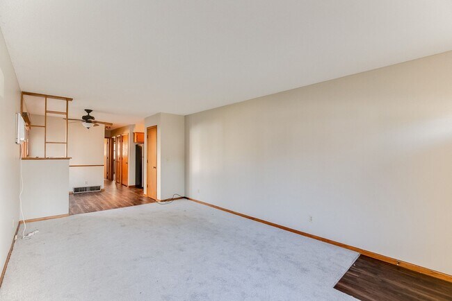 Building Photo - 1663-1665 Leone