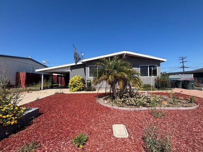 Building Photo - Updated 3-bedroom, 1.5-bath single-family ...
