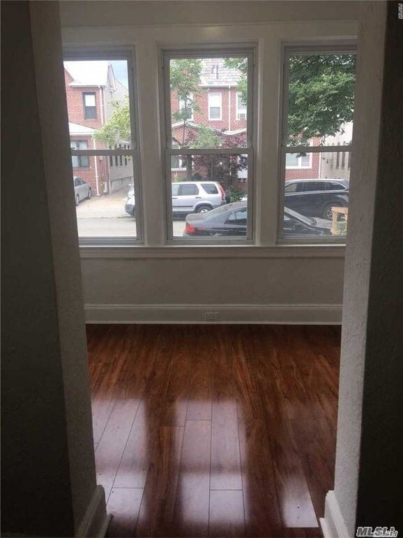 Building Photo - 85-40 67th Dr