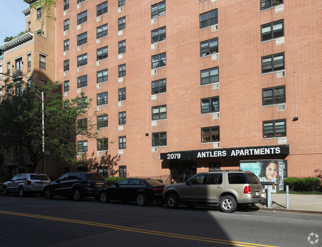 Building Photo - Antlers Apartments