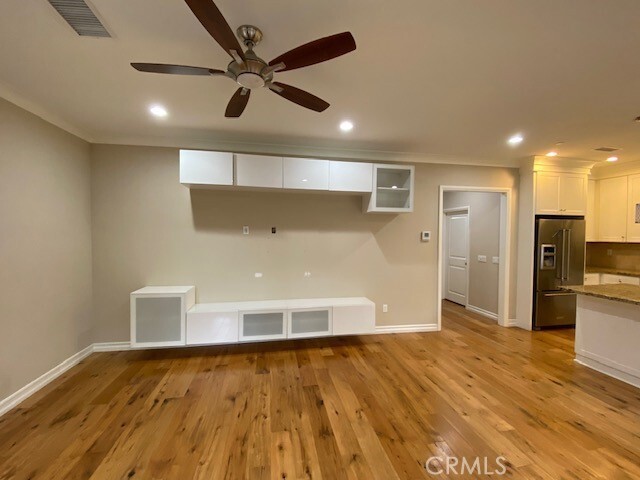 Building Photo - 179 Rodeo