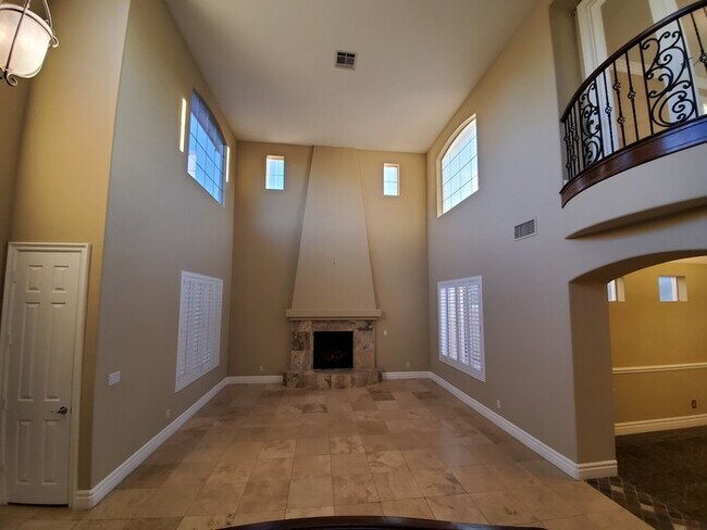 Building Photo - Renters Warehouse proudly presents a stunn...