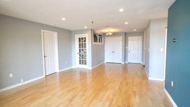 Building Photo - 3920 Mystic Valley Pkwy