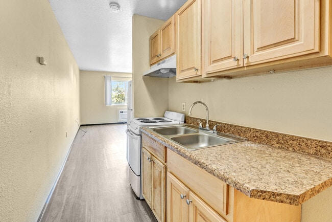 Building Photo - SOUTHERN HIGHLANDS