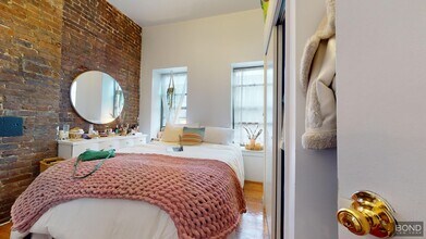 Building Photo - 168 Rivington St