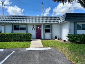 Building Photo - 2886 Fernley Dr E