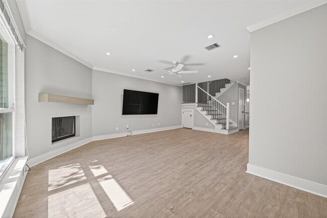 Building Photo - 1805 Witte Rd