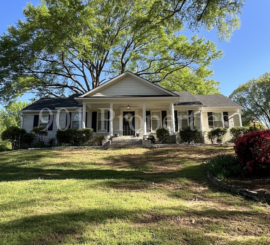 Photo - 6922 Great Oaks Rd (Germantown, TN)