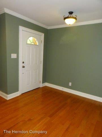 Building Photo - 3 br, 2 bath House - 2416 Meadowbrook Drive