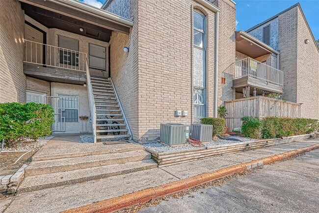 Foto del edificio - 2011 Spenwick Dr