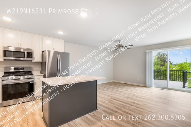 Building Photo - W219N16231 Primrose Ct