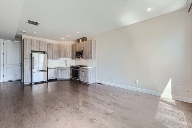 Foto del edificio - Luxurious 3br/3ba in RiNo + ROOFTOP PATIO!