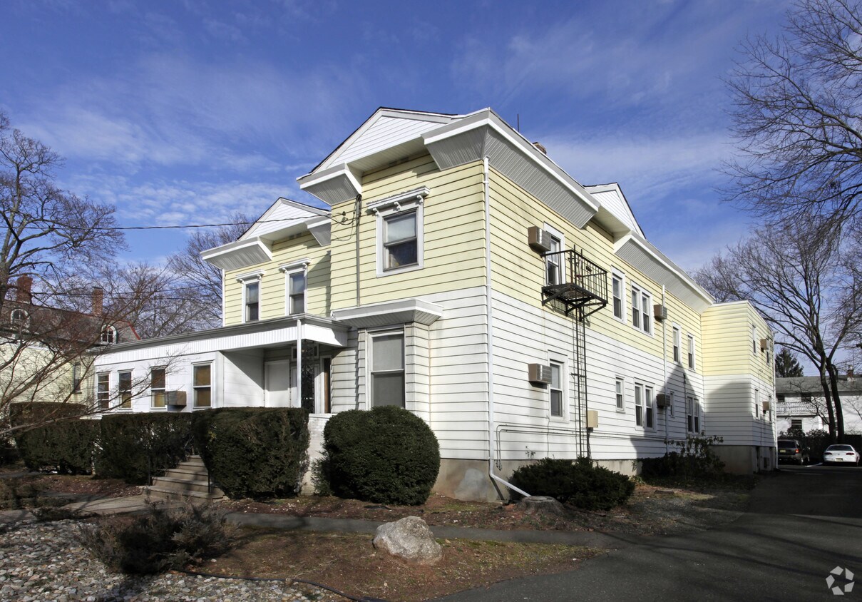 29 Adelaide Ave, Highland Park, NJ 08904 Apartments Highland Park, NJ