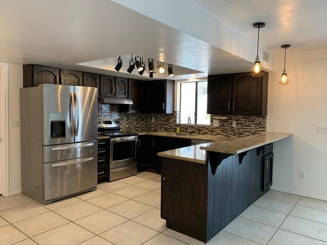 Foto del edificio - 3576 Stanford Dr