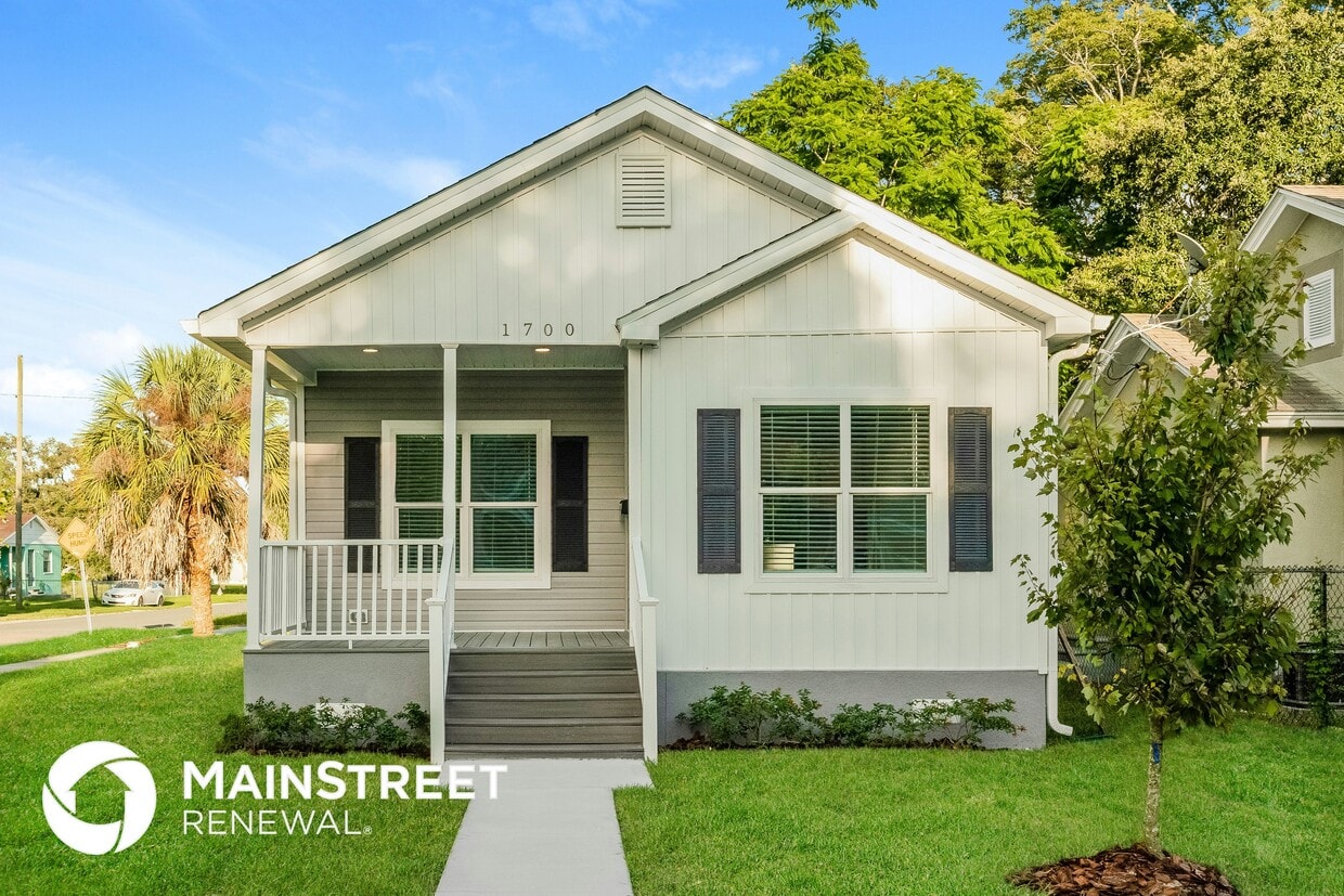 Foto principal - 1700 45th St S