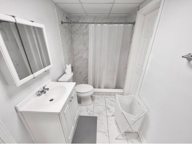 Foto del edificio - 2227 Woodbriar Dr