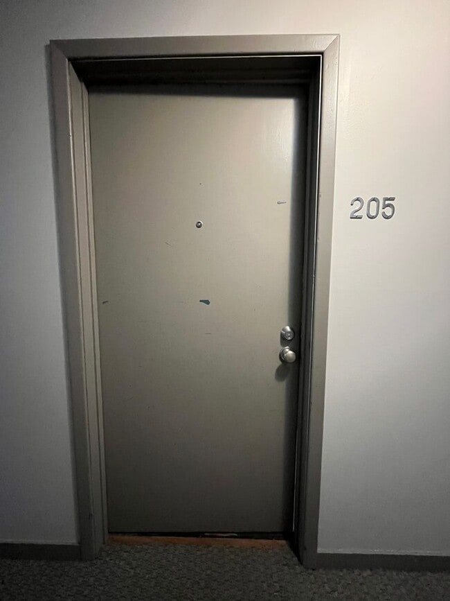 Foto del edificio - 3729 Snelling Ave