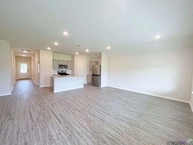 Foto del edificio - 629 Correns Ln