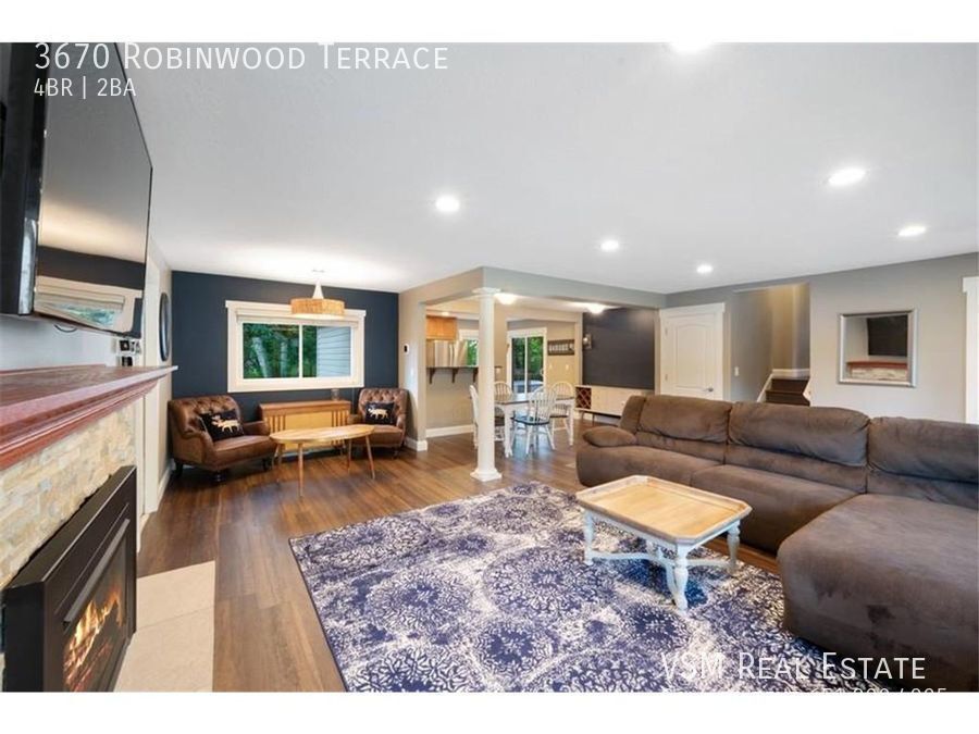 Primary Photo - Gorgeous 4 Bed 2 Bath 2 Car Garage in Minn...