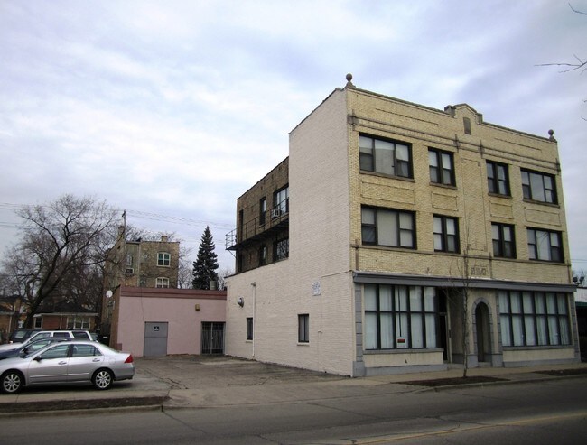 Primary Photo - 1415 Howard St