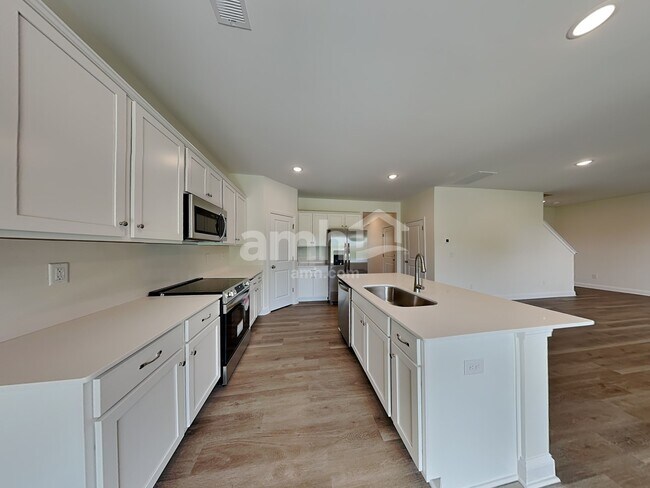 Foto del edificio - 3536 Lincoln Hts Ln