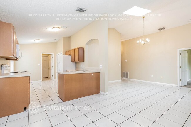 Building Photo - 4760 White Heron Dr