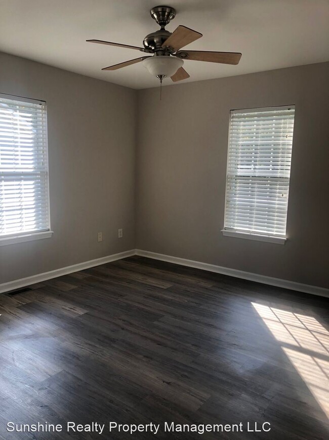Building Photo - 3 br, 2 bath House - 205 Manning Way