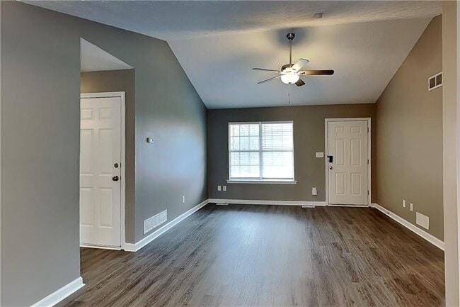 Foto del edificio - 209 Hale Haven Dr